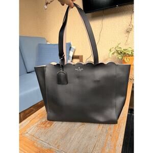 Kate Spade “Magnolia Street Mina” Large Leather Tote Black EUC
